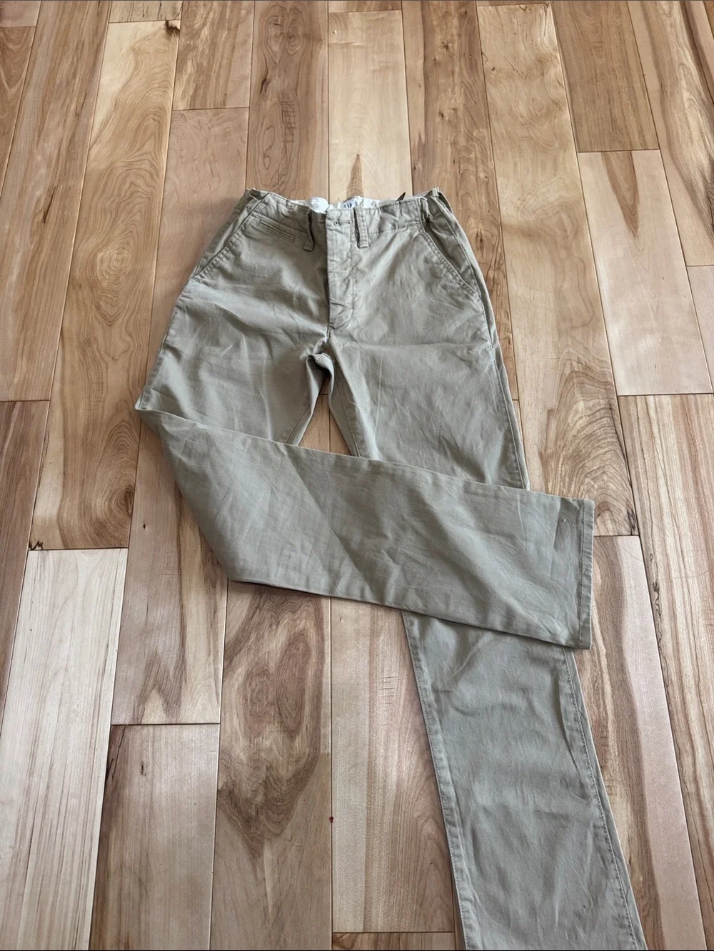 Gap kids Classic Straight Chino Pants in Light Khaki